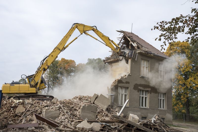 Cabin Demolition in Pearland, TX